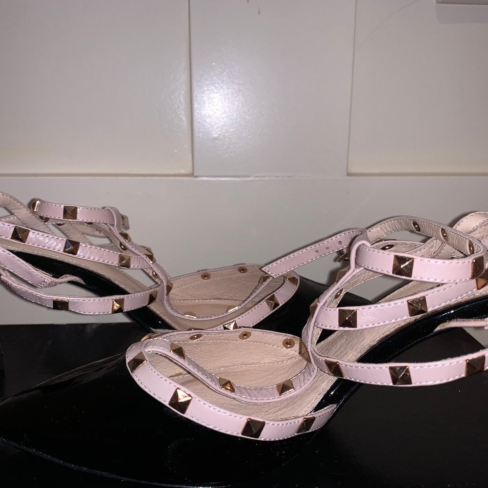 Closed toe stud heels